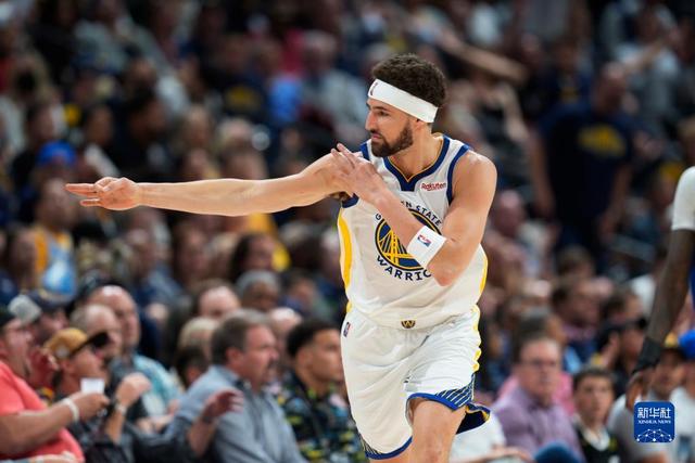 哈登里程碑詹姆斯25+11 快船轻取湖人4连胜