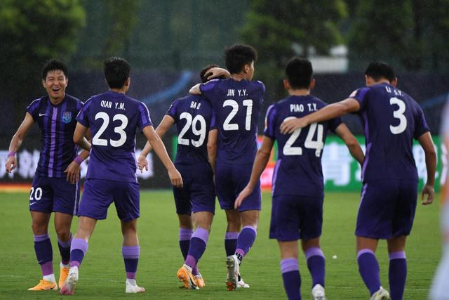 巴萨7比1大胜瓦伦西亚 费尔明当选全场最佳