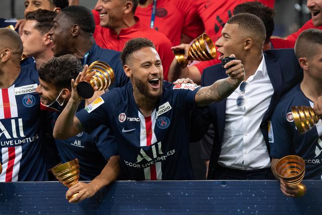 WCBA大庆队与福建队冲突罚单：20人被罚款停赛